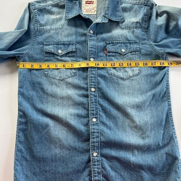 Levi's Barstow Western Pearl Snap Distressed Button Down, Girls Size Large 12-13 - Picture 7 of 10